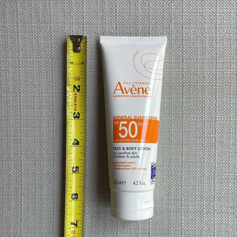 Avene Mineral Sunscreen Face & Body Lotion SPF 50 sealed